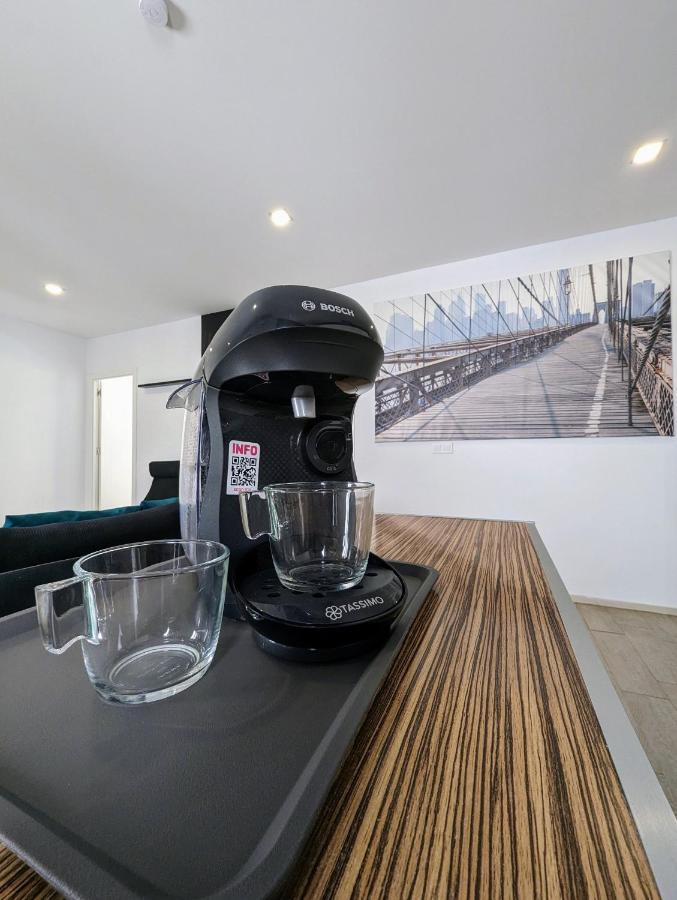 M-Odern Apartment Севиля Екстериор снимка