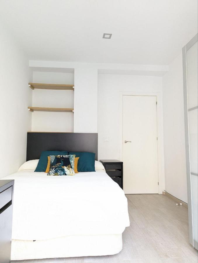 M-Odern Apartment Севиля Екстериор снимка